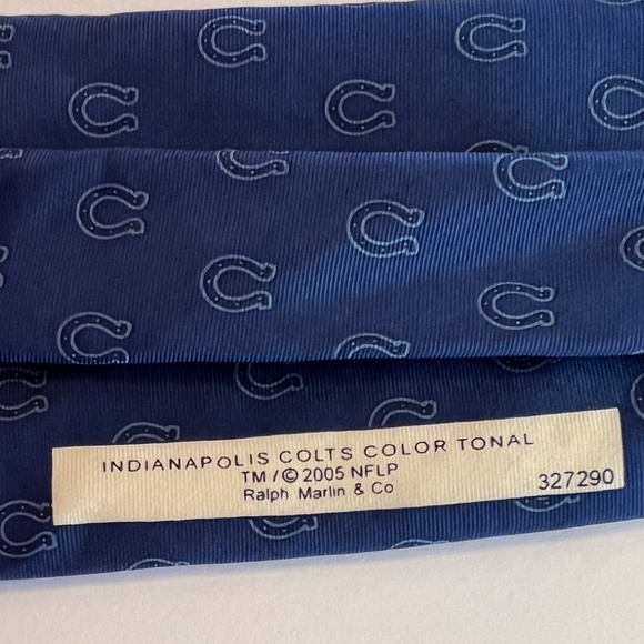 Colts NFL Men's Tie - Picture 4 of 5